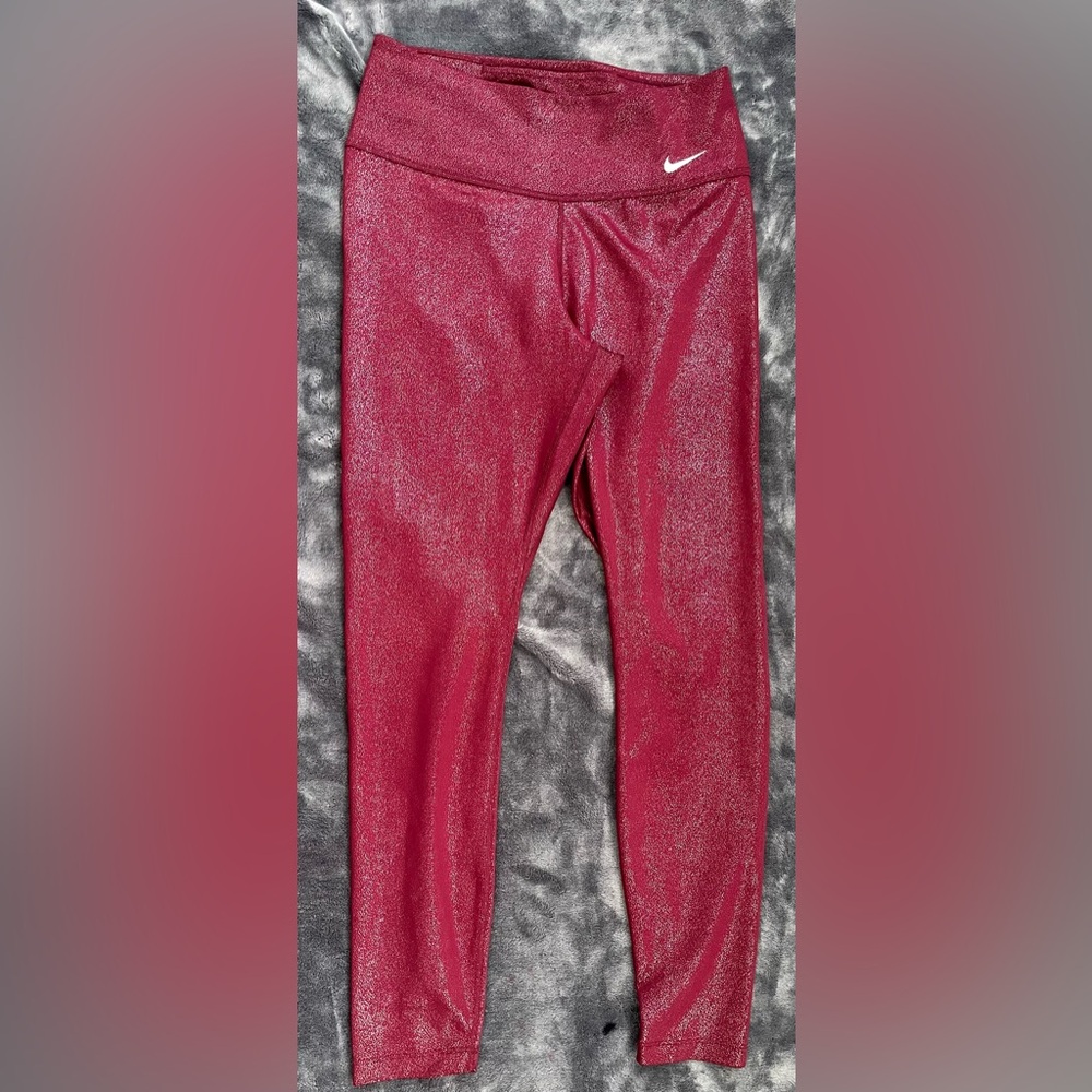 Women’s "Nike" Size S, Red, Mid Rise, Tight Fit, Dri-Fit, Leggings